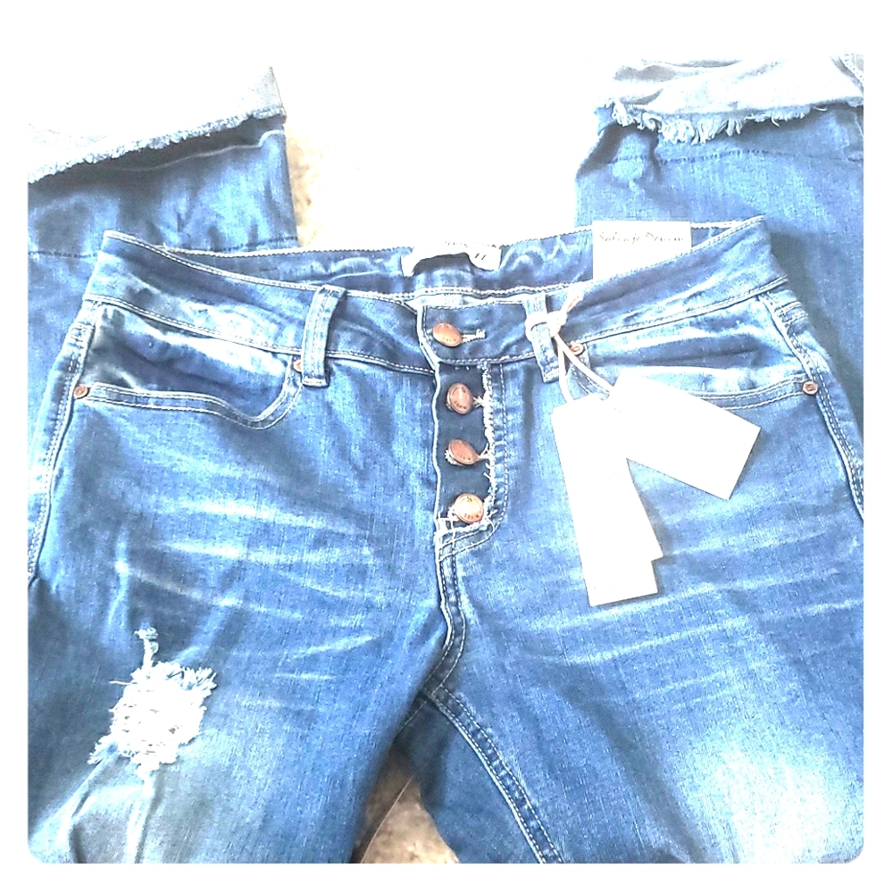 NWT. SALVAGE brand button up jeans